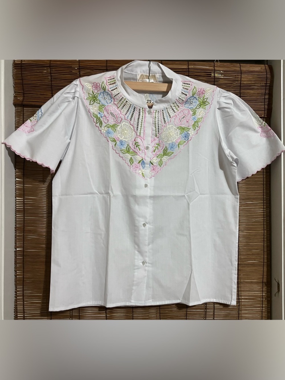 Vintage White Embroidered Floral Yoke Blouse